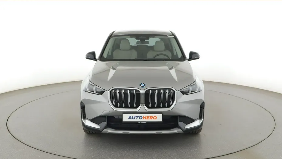 BMW iX1 -