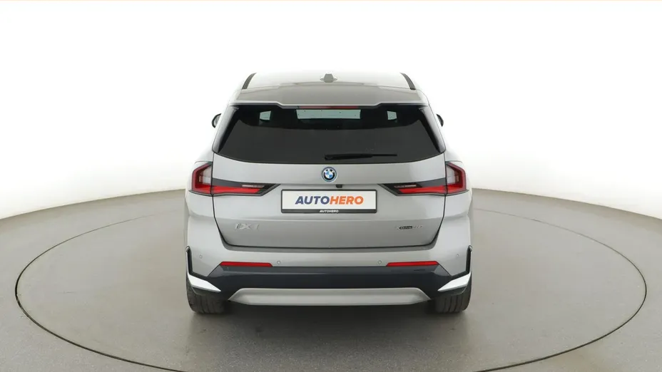 BMW iX1 -