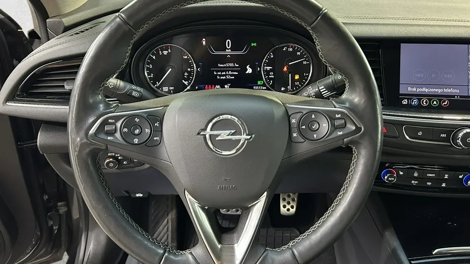OPEL Insignia -