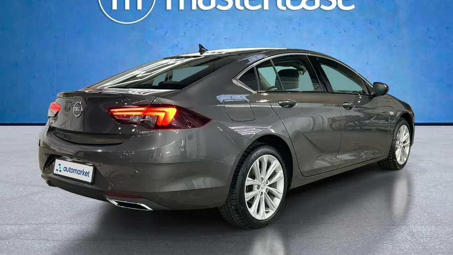 OPEL Insignia -