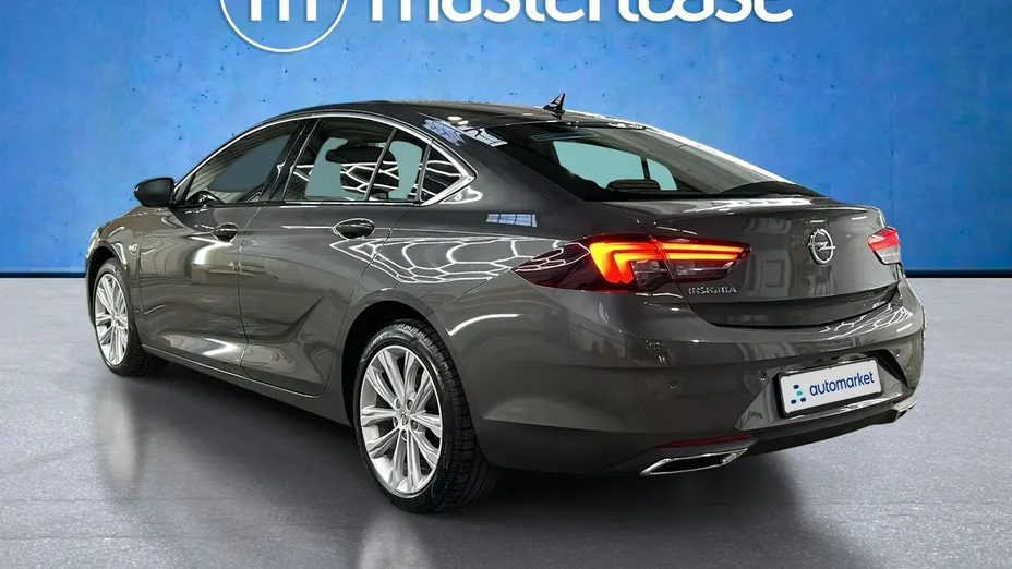 OPEL Insignia -