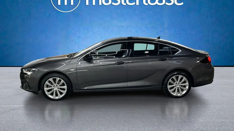 OPEL Insignia -