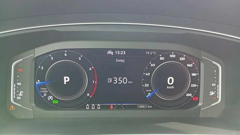 VOLKSWAGEN Tiguan -