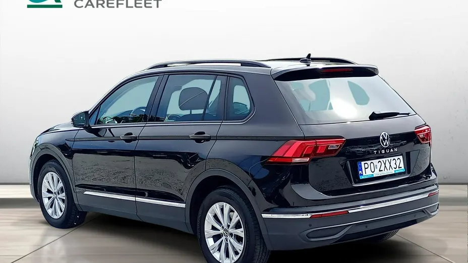 VOLKSWAGEN Tiguan -