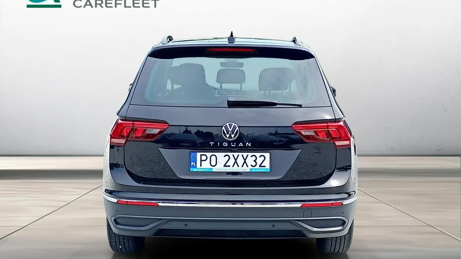 VOLKSWAGEN Tiguan -