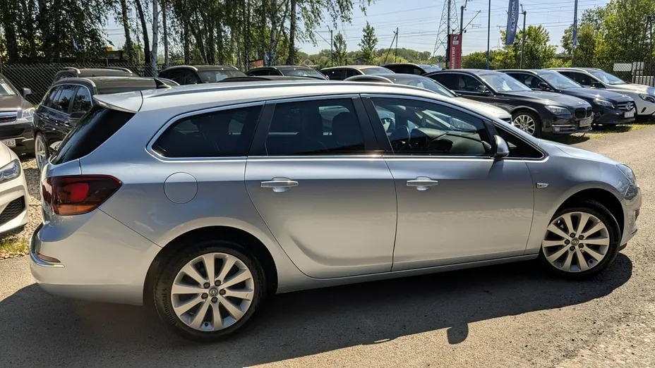 OPEL Astra -