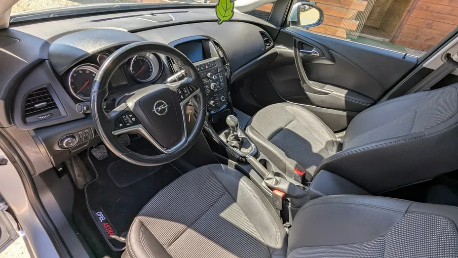 OPEL Astra -
