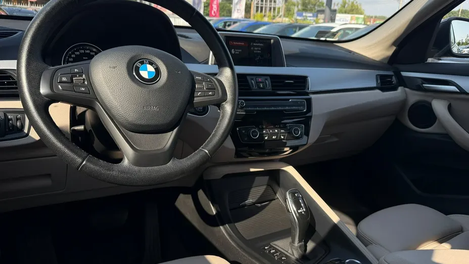 BMW X1 -