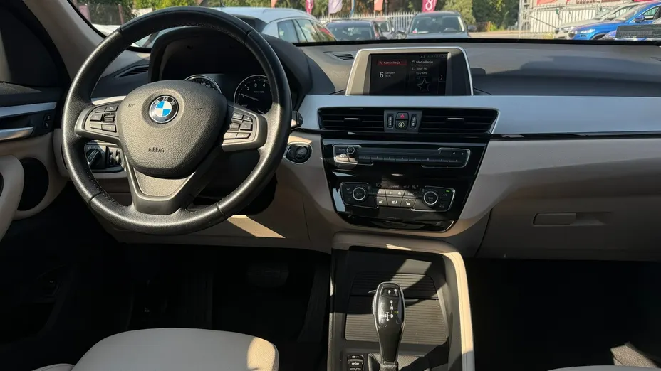 BMW X1 -