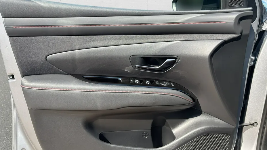 HYUNDAI Tucson -