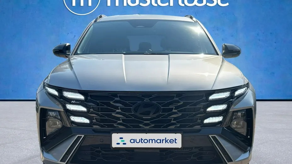 HYUNDAI Tucson -