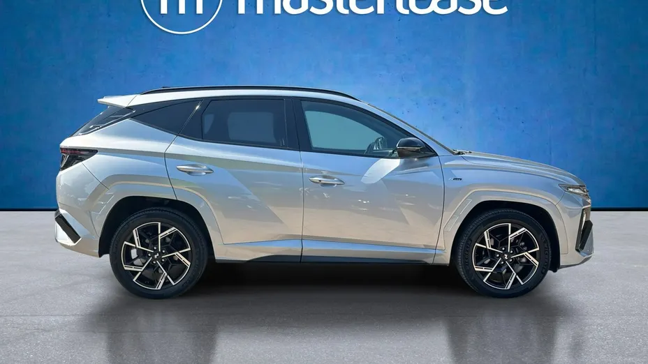 HYUNDAI Tucson -