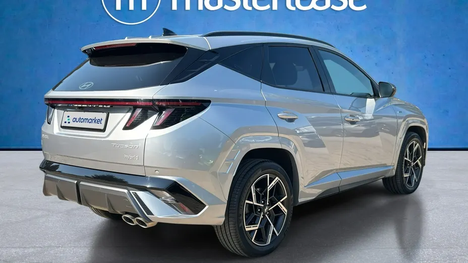 HYUNDAI Tucson -