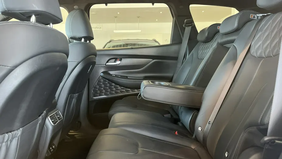 HYUNDAI Santa Fe -
