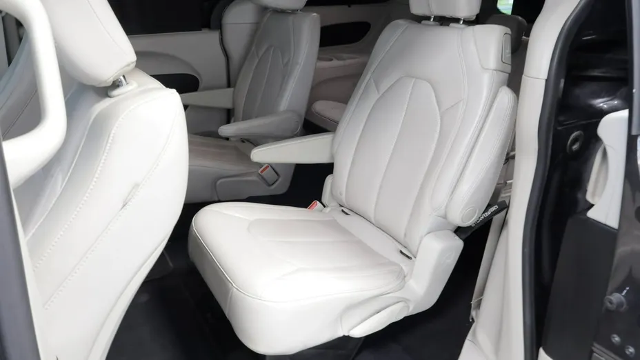 CHRYSLER Pacifica -