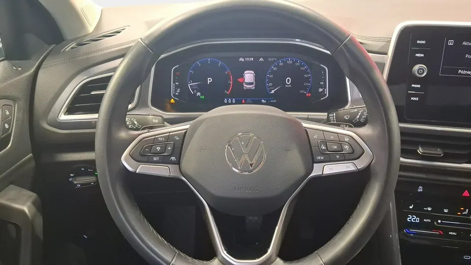 VOLKSWAGEN T-ROC -