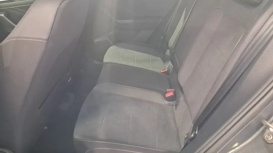 VOLKSWAGEN T-ROC -
