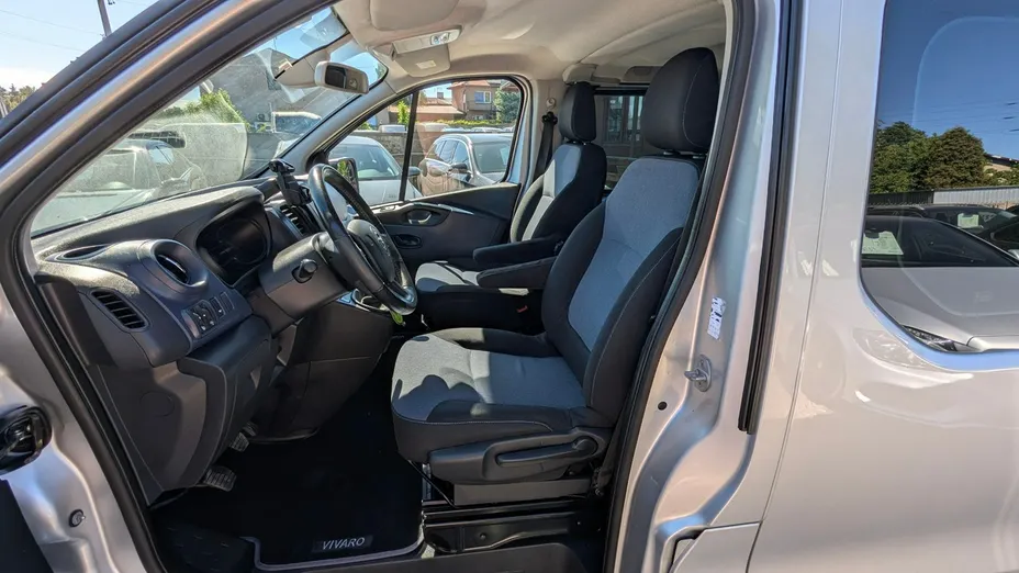 OPEL Vivaro -