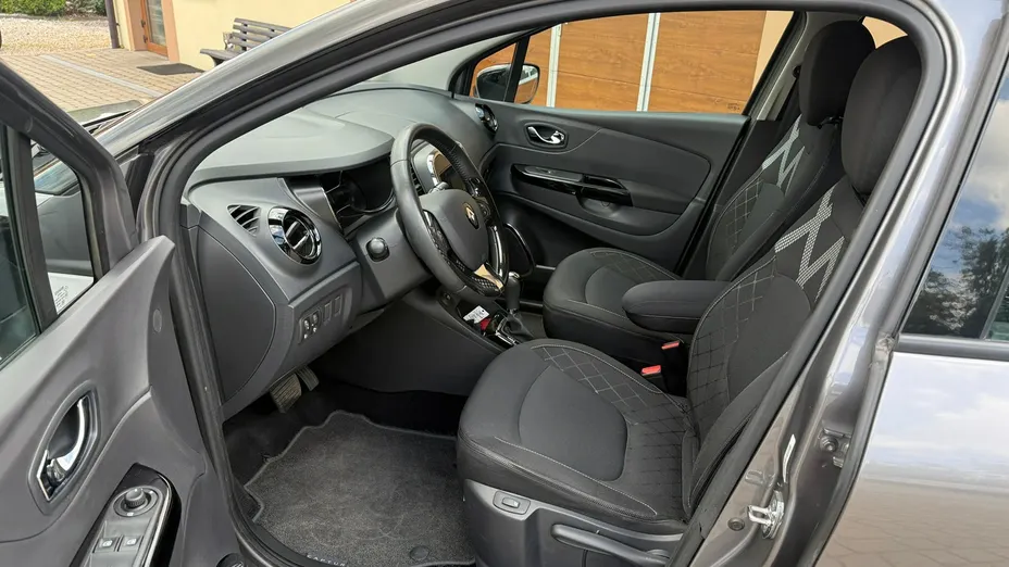 RENAULT Captur -