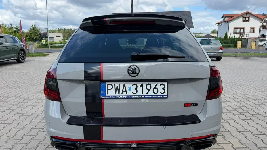 SKODA Octavia -