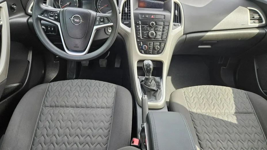 OPEL Astra -