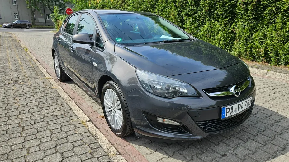 OPEL Astra -