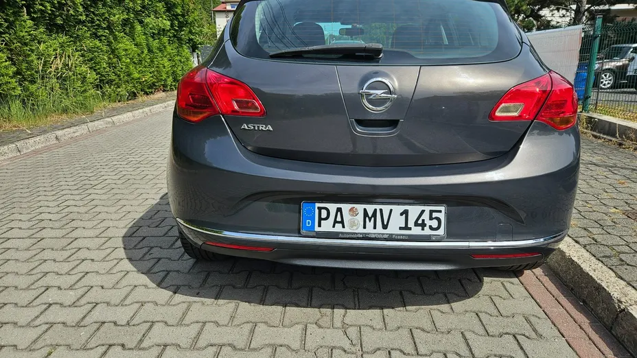 OPEL Astra -