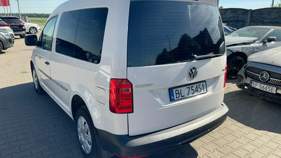 VOLKSWAGEN Caddy -