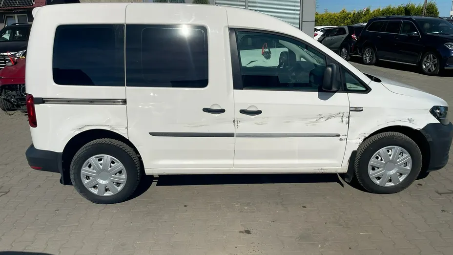 VOLKSWAGEN Caddy -