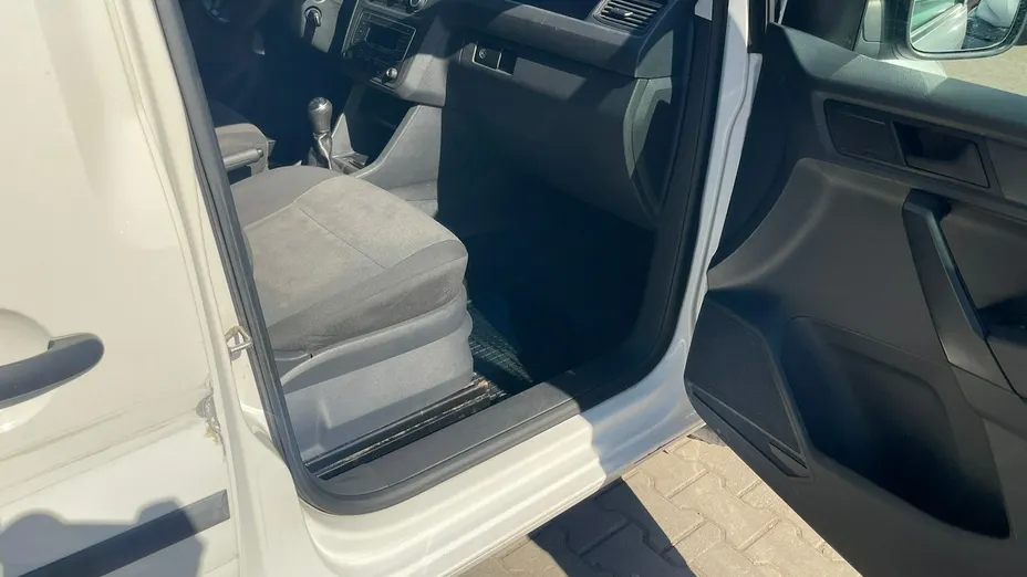 VOLKSWAGEN Caddy -