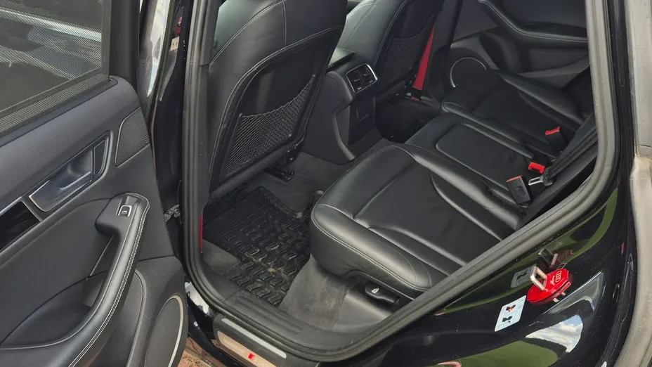 AUDI SQ5 -