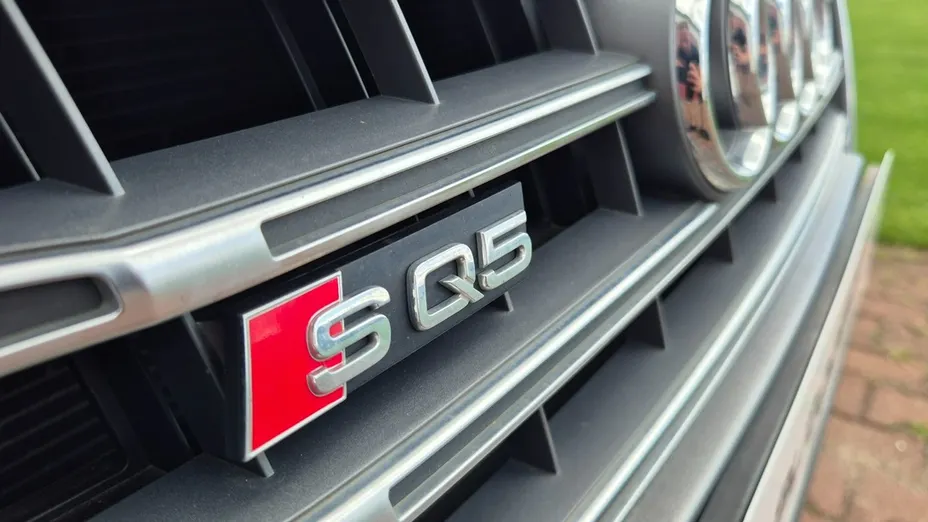 AUDI SQ5 -