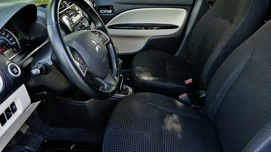 MITSUBISHI Space Star -