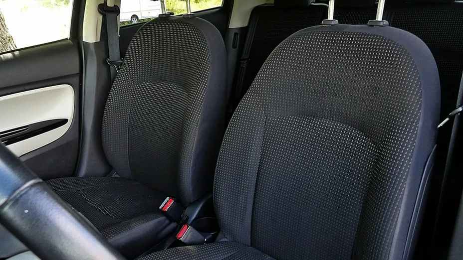 MITSUBISHI Space Star -