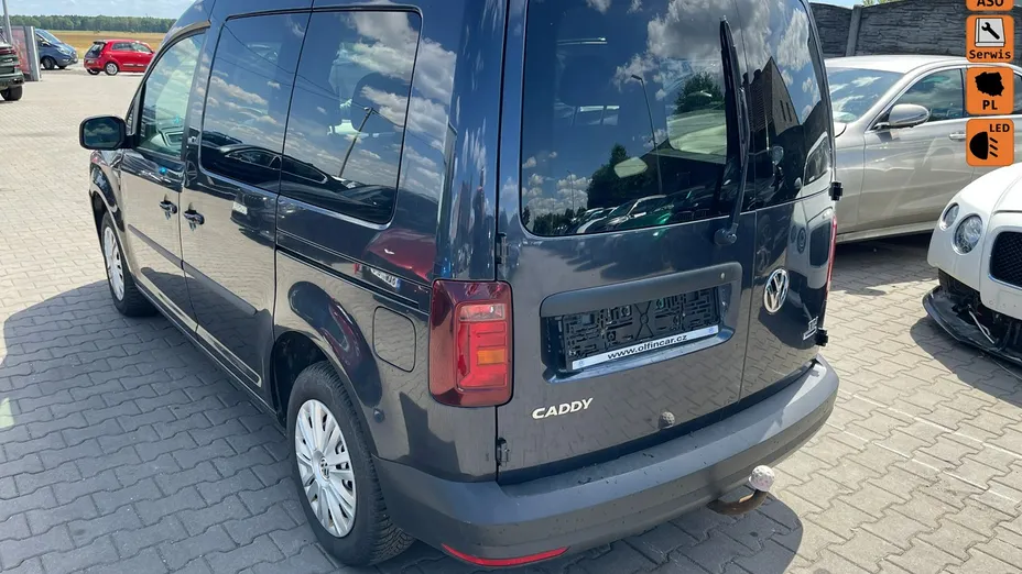 VOLKSWAGEN Caddy -