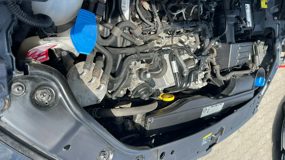 VOLKSWAGEN Caddy -