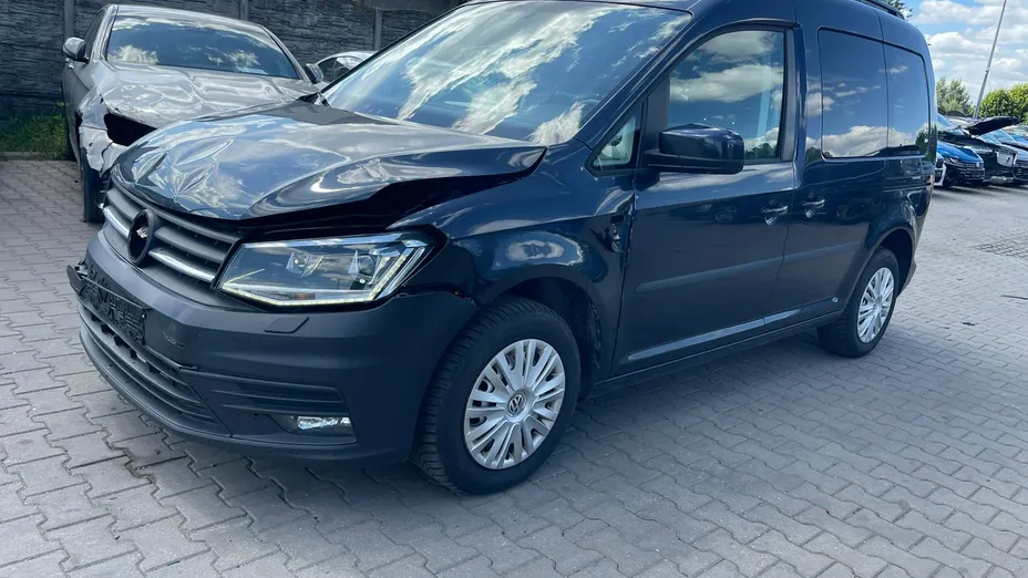 VOLKSWAGEN Caddy -