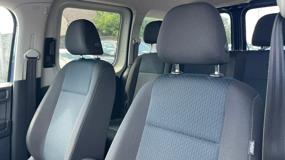 VOLKSWAGEN Caddy -
