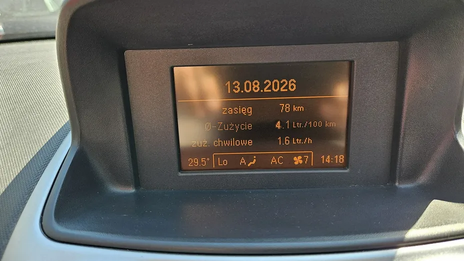 OPEL Corsa -