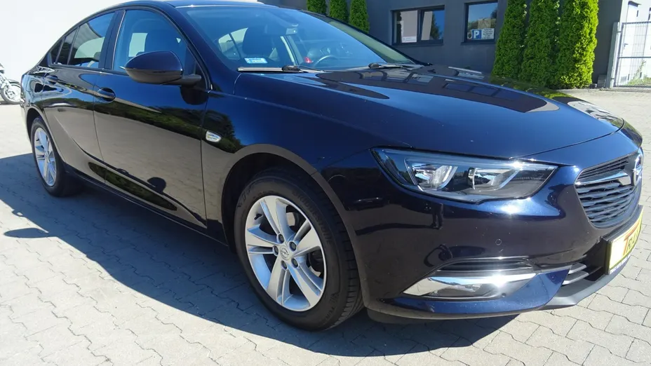 OPEL Insignia -