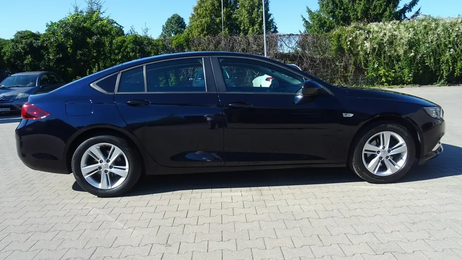 OPEL Insignia -