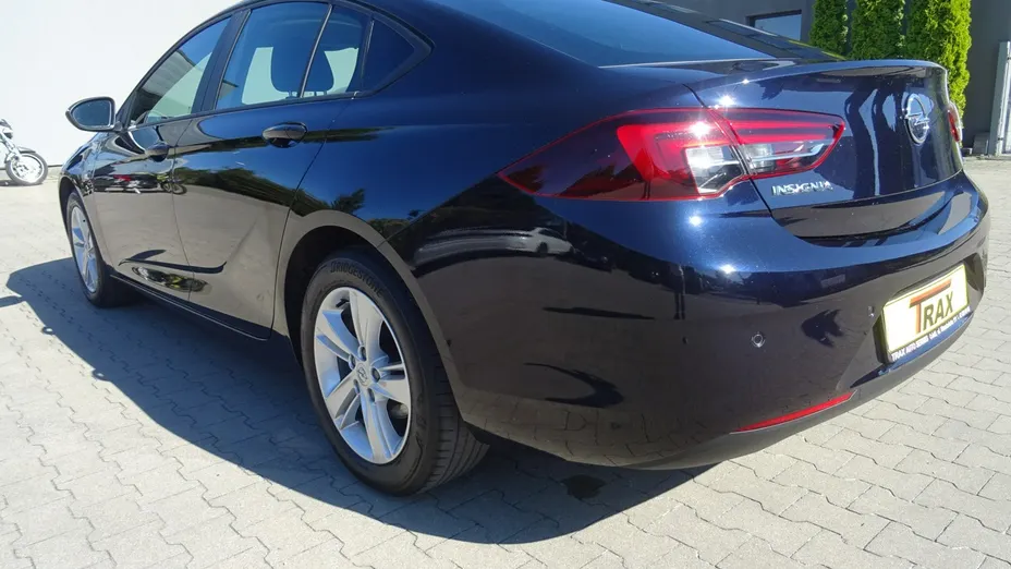 OPEL Insignia -