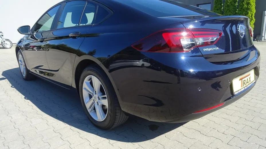 OPEL Insignia -