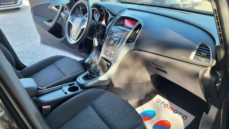 OPEL Astra -