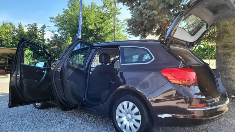 OPEL Astra -