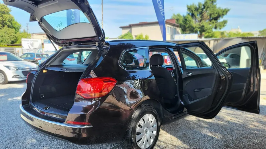 OPEL Astra -
