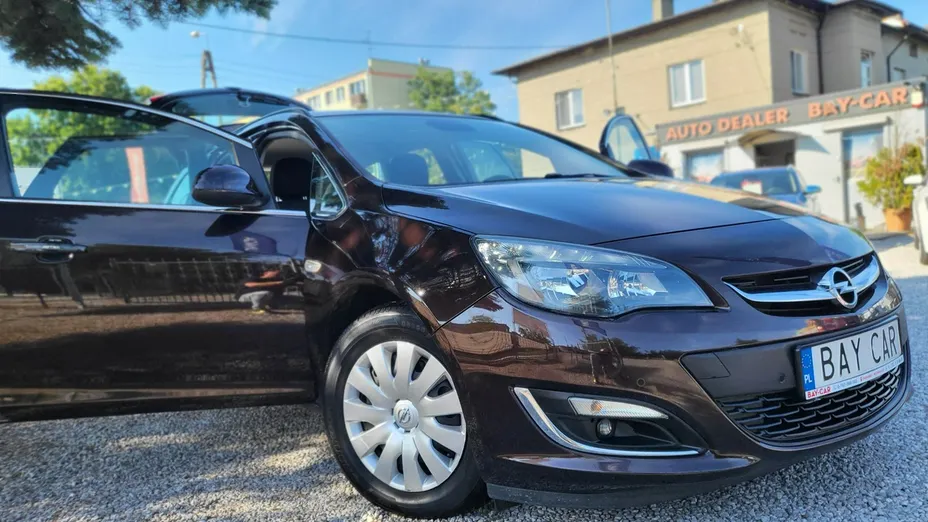 OPEL Astra -
