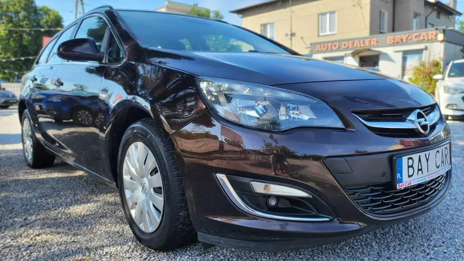 OPEL Astra -
