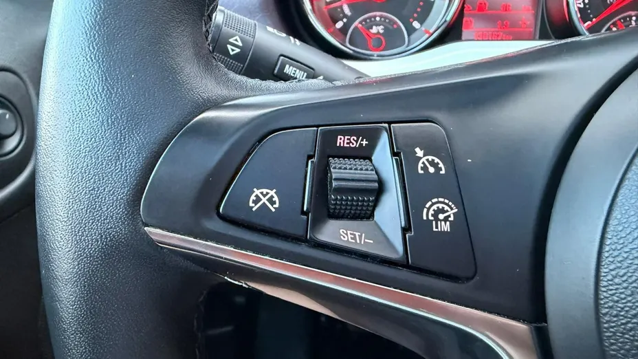 OPEL Adam -