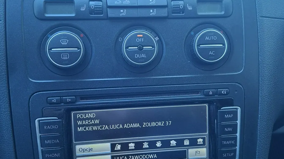 VOLKSWAGEN Caddy -